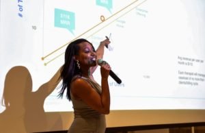 “Quando as mulheres controlam o dinheiro, empreendedoras conseguem o financiamento de que precisam Mulheres se unem para dar visibilidade a empreendimentos que precisam de financiamento nos Estados Unidos” Leia mais em: https://www.gazetadopovo.com.br/economia/quando-as-mulheres-controlam-o-dinheiro-empreendedoras-conseguem-o-financiamento-de-que-precisam-0hgbg8105qio2y2m2sphzoz81/ Copyright © 2019, Gazeta do Povo. Todos os direitos reservados.