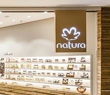 Gigante da Beleza Natura Consolida Compra da Avon