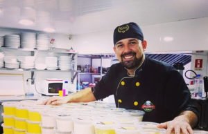 Pequeno empresário fecha restaurantes e reinventa negócio